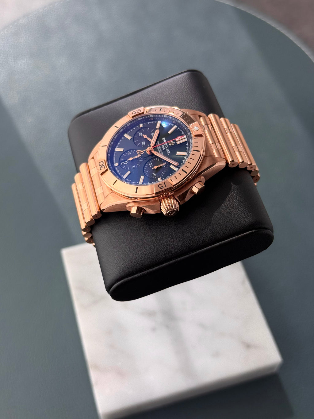 Breitling Chronomat B01 42 Rosegold Grün – Ref. RB0134101L1R1