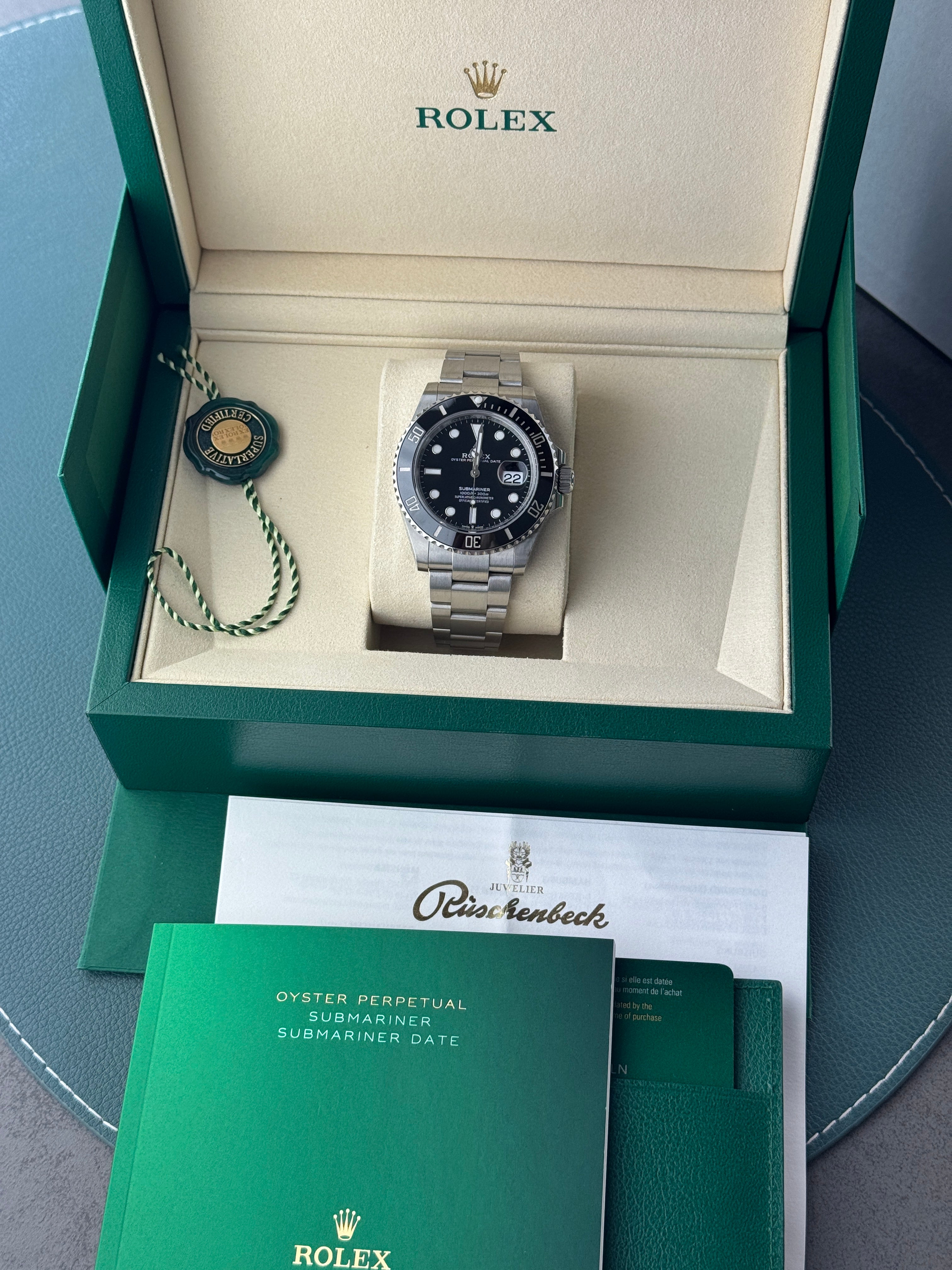 Rolex Submariner Date 2025