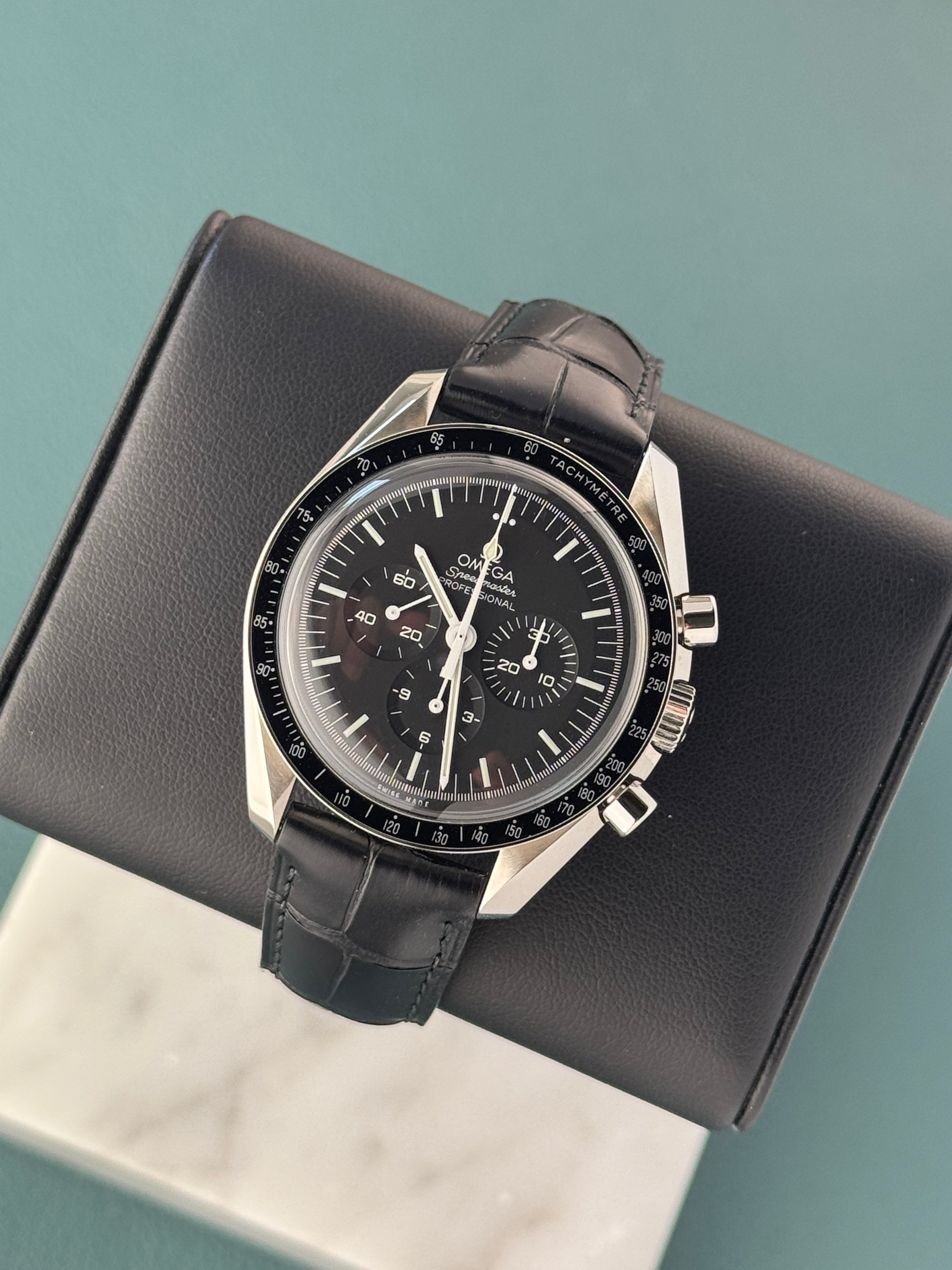 Omega Speedmaster Moonwatch Prof.