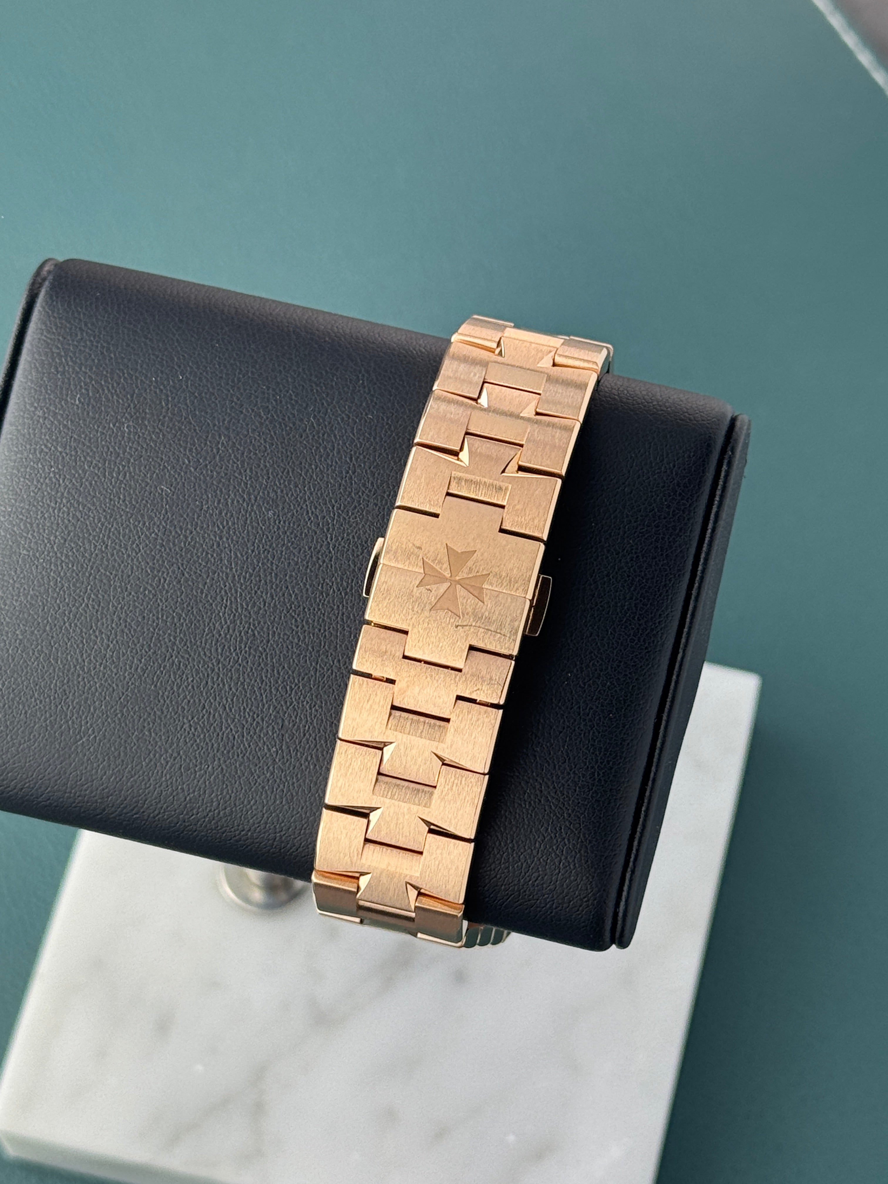 Vacheron Constantin Overseas Roségold – Ref. 4520V/210R-B967