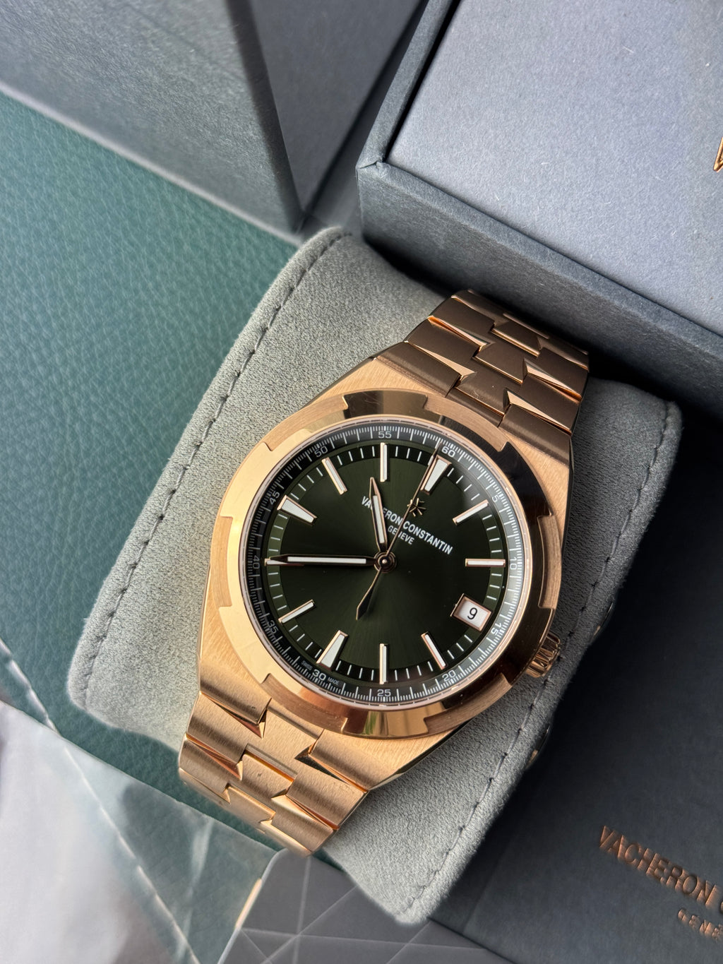 Vacheron Constantin Overseas Roségold – Ref. 4520V/210R-B967