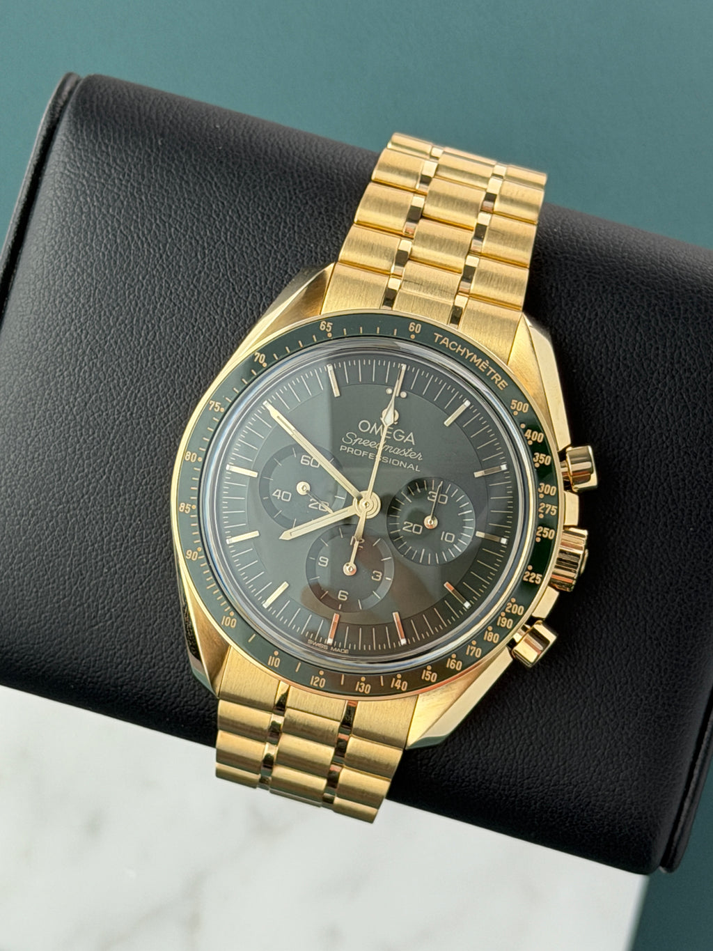 Omega Speedmaster Moonwatch Professional  - 310.60.42.50.10.001