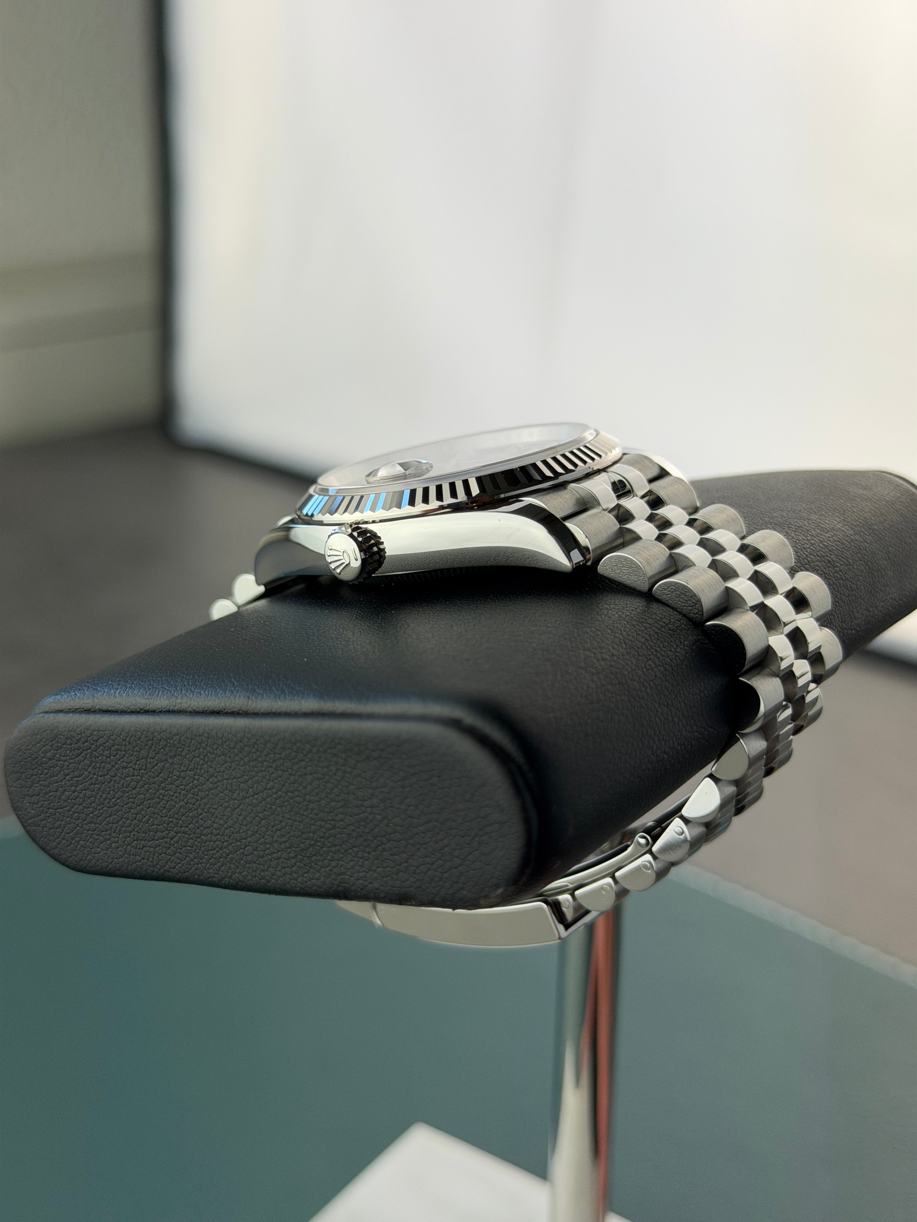 Rolex Datejust 36 – Ref. 126234 | Schwarzes Diamantblatt