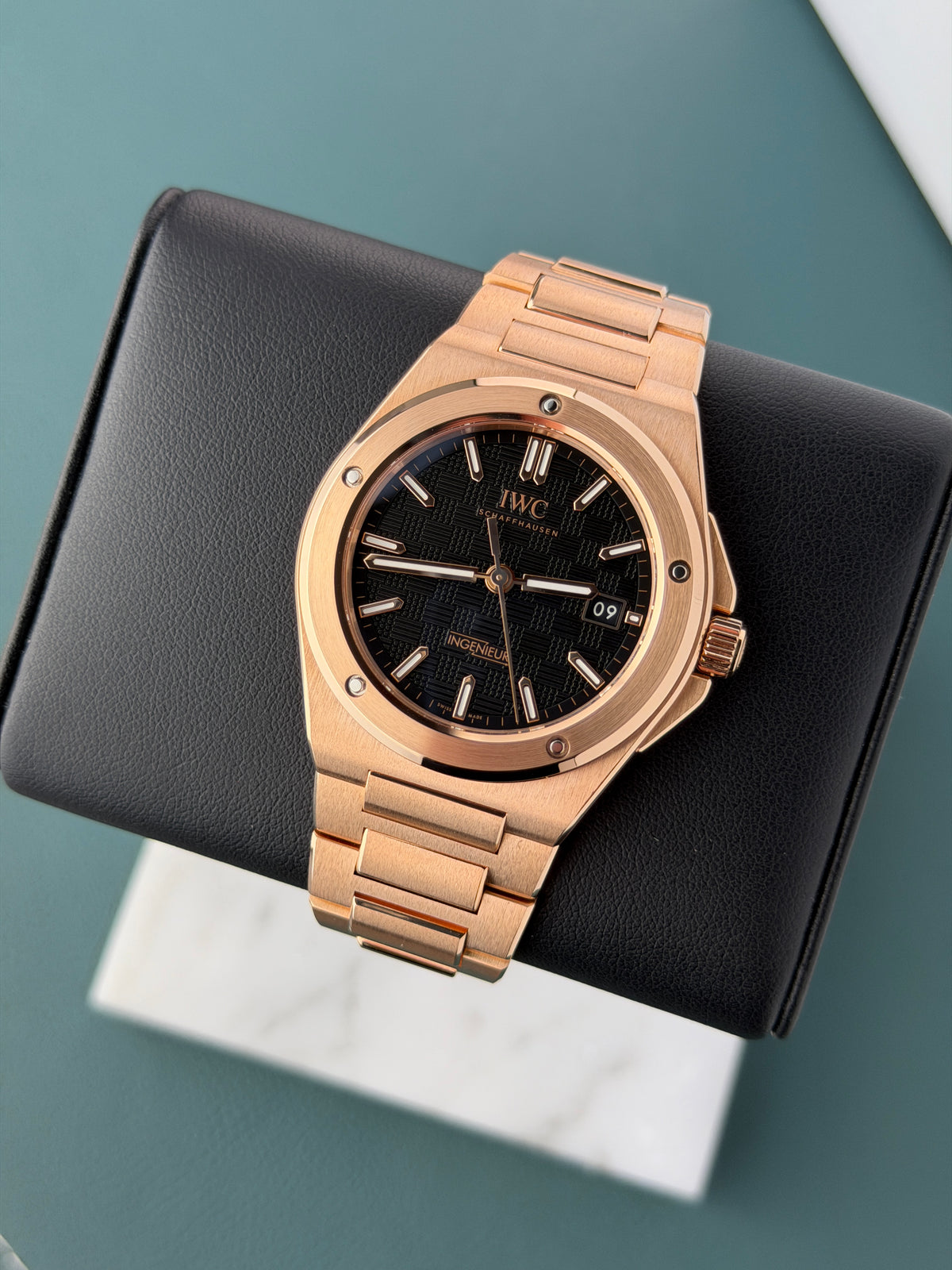 IWC Ingenieur Automatic 40 – IW328702 – 18K Rotgold