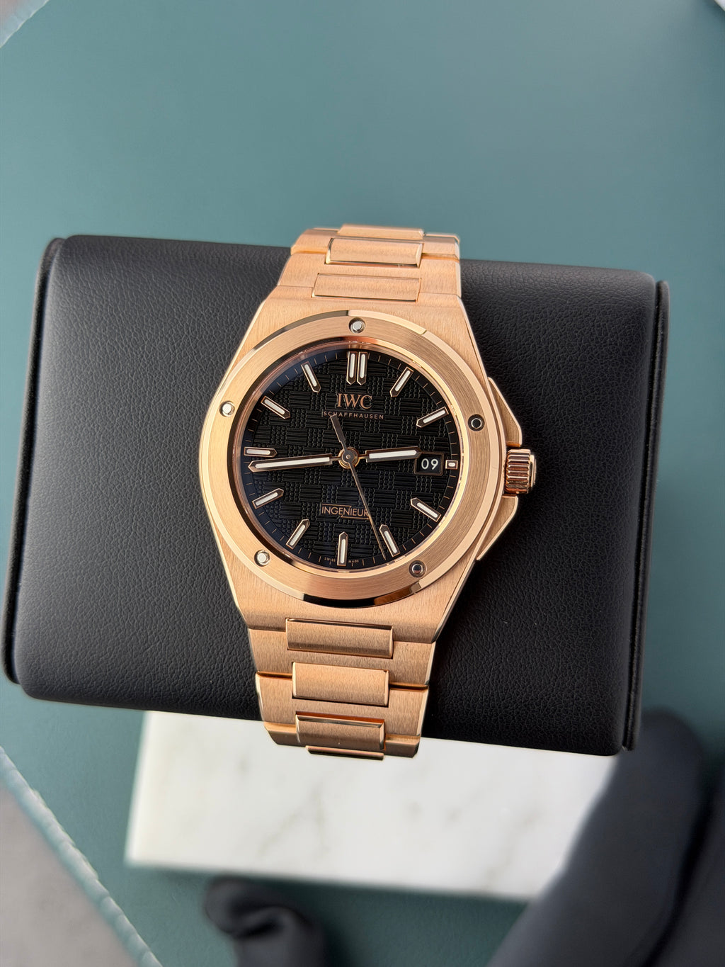 IWC Ingenieur Automatic 40 – IW328702 – 18K Rotgold
