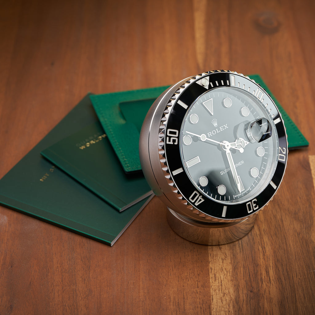 Rolex Submariner Date Tischuhr – Ref. 909010LN