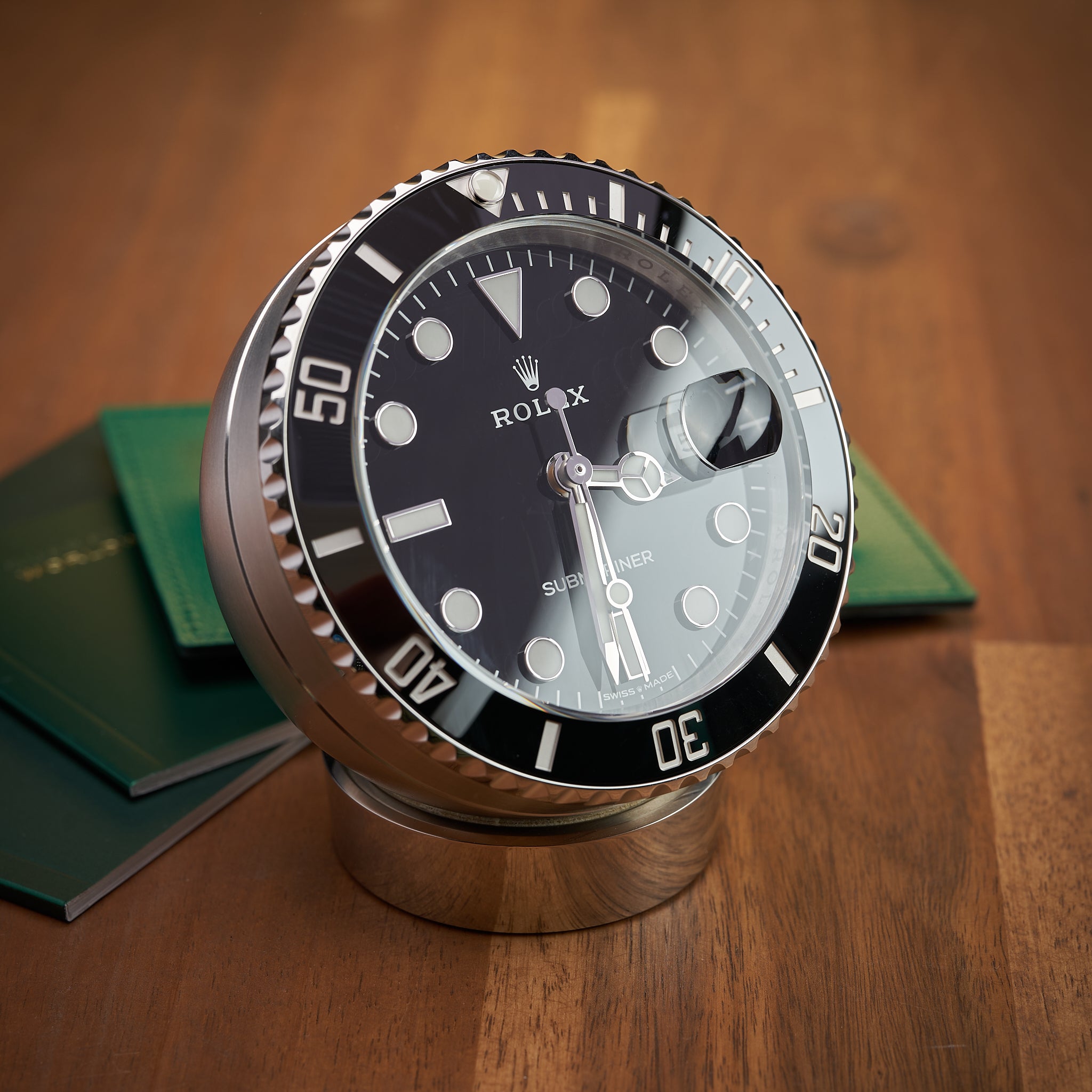Rolex Submariner Date Tischuhr – Ref. 909010LN